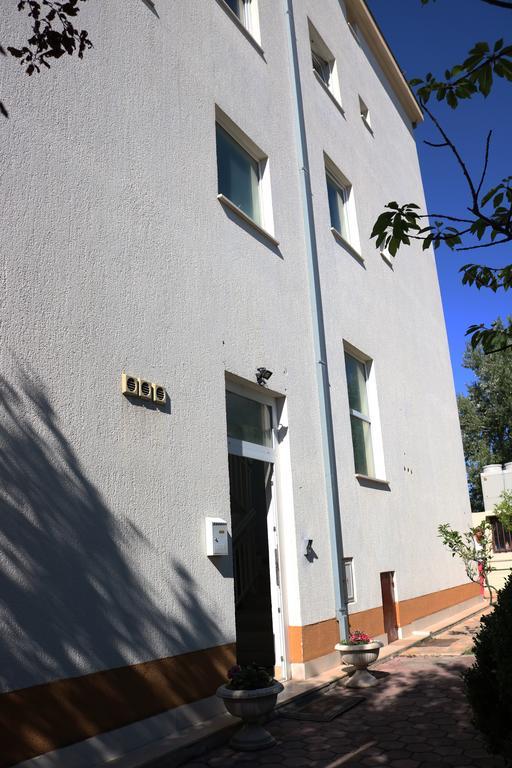 Guest House Ivo Stobrec Bagian luar foto