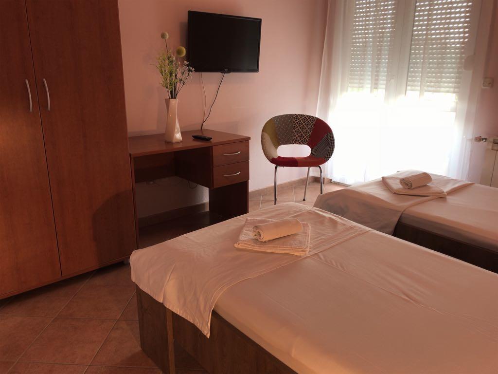 Guest House Ivo Stobrec Bagian luar foto