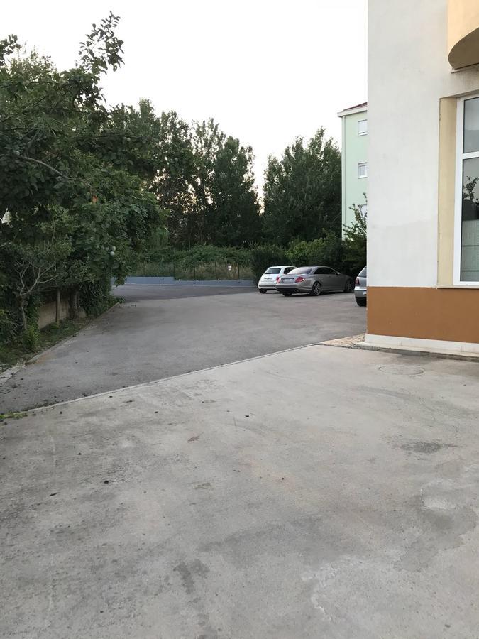 Guest House Ivo Stobrec Bagian luar foto